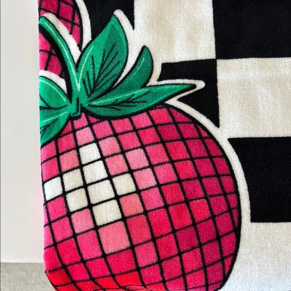Betsey Johnson Beach Towel Pink and Black Checkered with Strawberries 🍓
